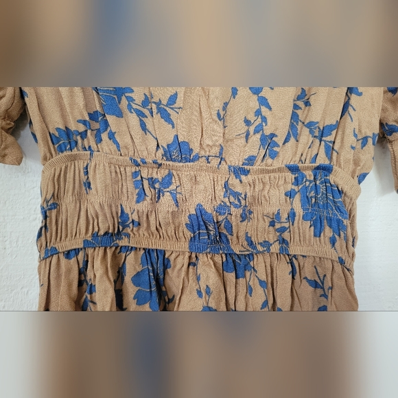 NWT Kayla's Armoire Floral Dress - Picture 7 of 9